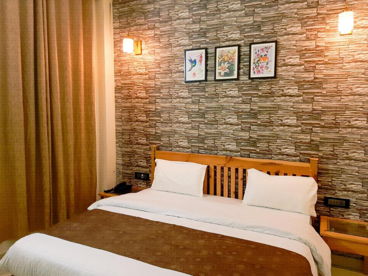 Hotel Oakland Landour Mussoorie Esterno foto