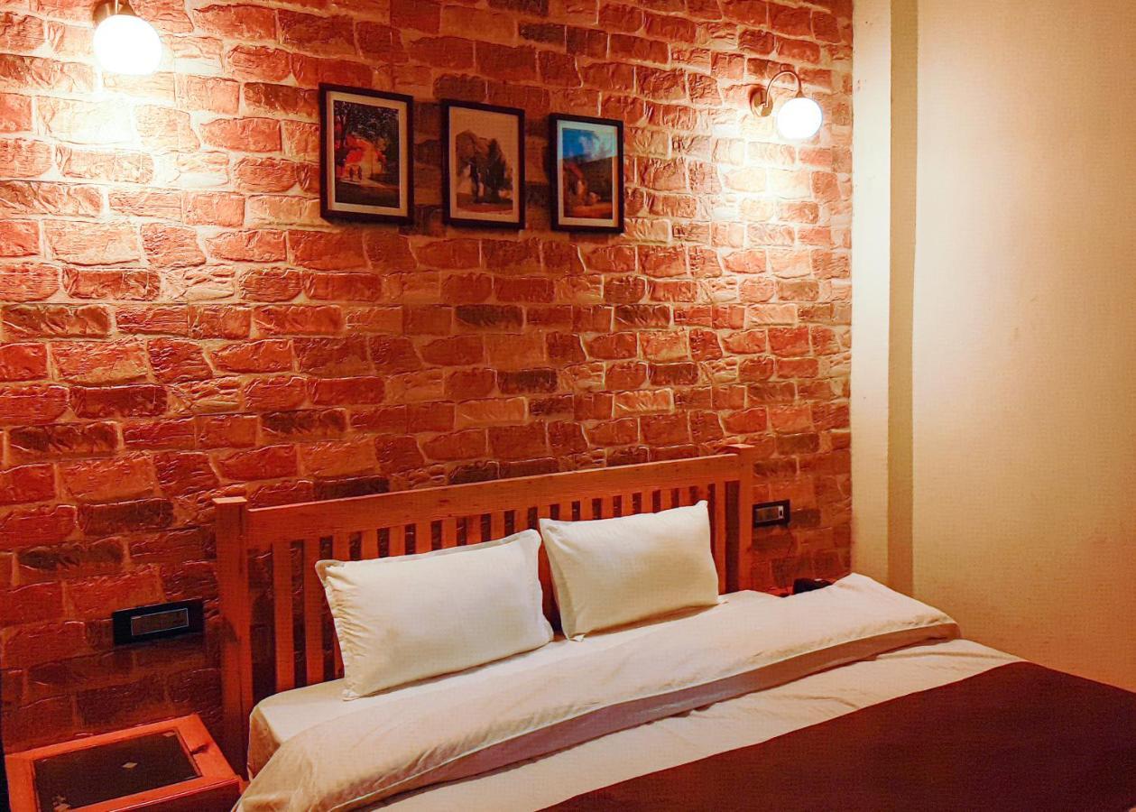 Hotel Oakland Landour Mussoorie Esterno foto